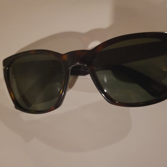 Persol 3058-s tortoiseshell with green lenses discontinued model - Picture 6 of 6